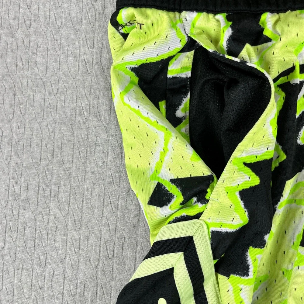 Michael Air Jordan Basketball Shorts Men M Neon Green Black Zig Zag Graphic Mesh